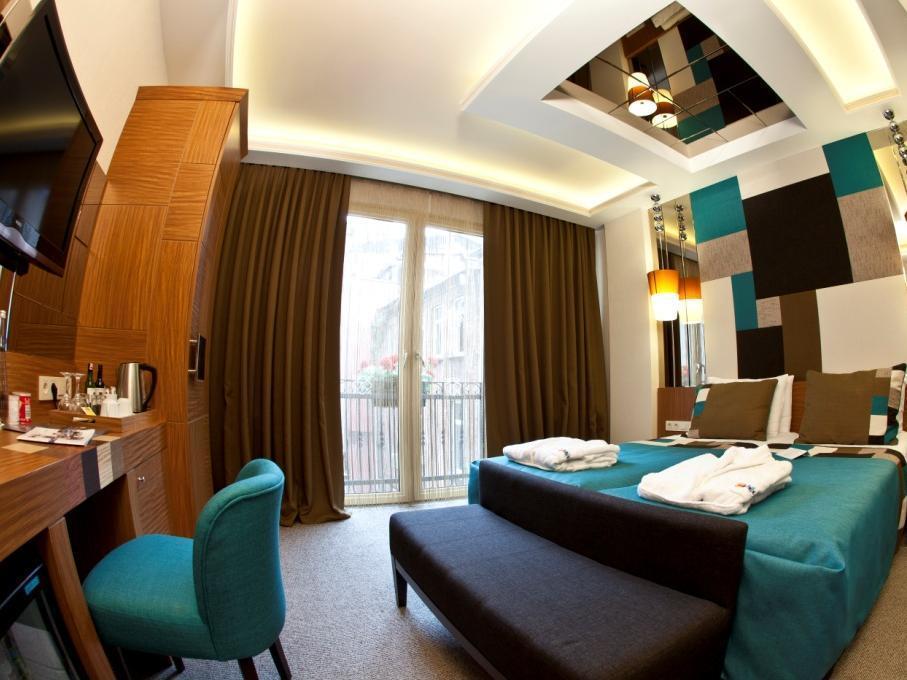 Collage Taksim Hotel Istambul Extérieur photo