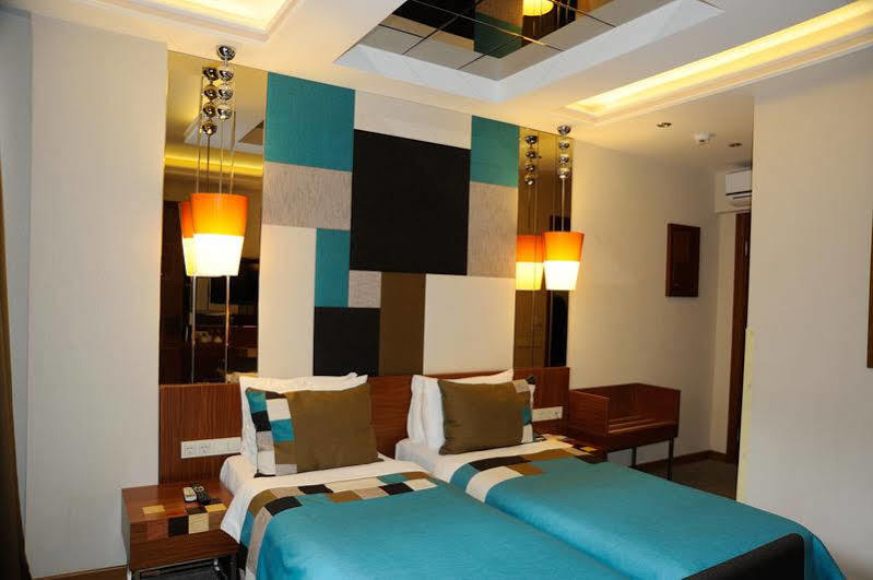 Collage Taksim Hotel Istambul Extérieur photo